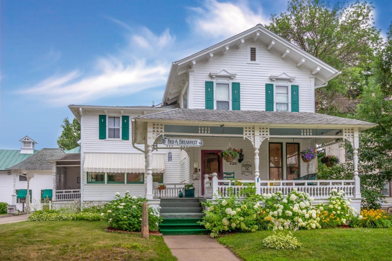 Carriage House Bed & Breakfast Winona Exteriör bild
