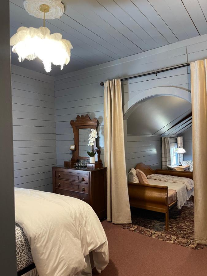 Carriage House Bed & Breakfast Winona Exteriör bild