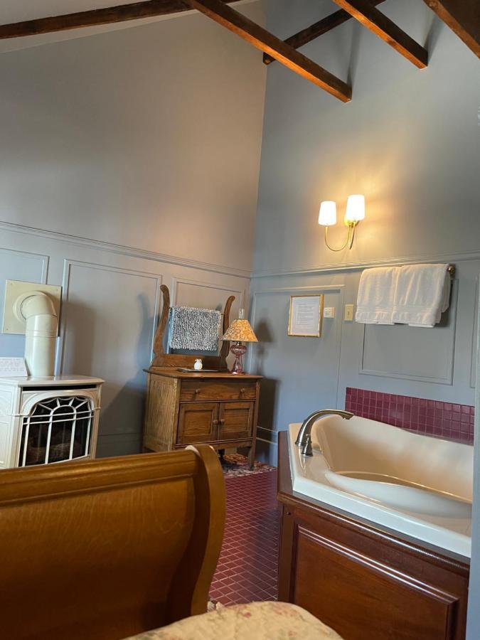 Carriage House Bed & Breakfast Winona Exteriör bild